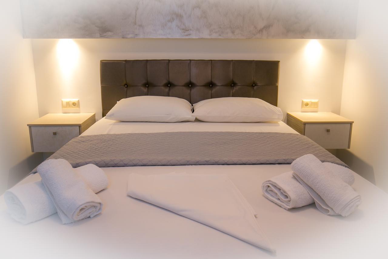 Deluxe Apartments Andreas يميناريا المظهر الخارجي الصورة